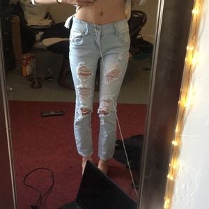 Ripped jeans; cropped